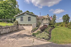 Family-friendly Brookville Home w/ Hot Tub!