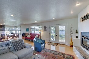 Lakefront Walker Home w/ Boat Dock & Lift!