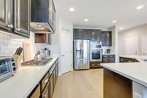 Luxe Roseville Home w/ Pool & Hot Tub!