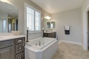 Luxe Roseville Home w/ Pool & Hot Tub!