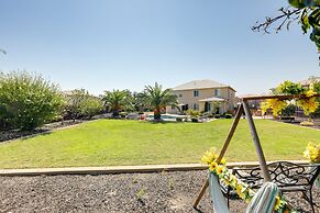 Luxe Roseville Home w/ Pool & Hot Tub!