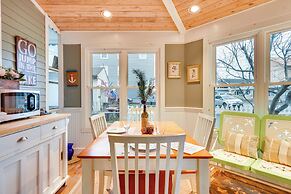 Historic Bemus Point Studio w/ Porch: Walk to Lake