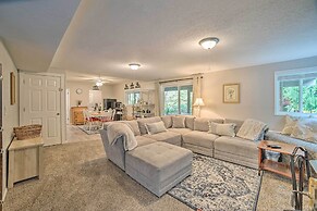 Lovely Snohomish Studio Near Boating & Hiking