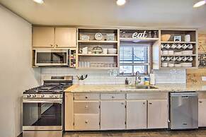 Lakefront Daingerfield Retreat w/ Shared Dock!