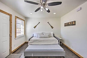 Lakefront Daingerfield Retreat w/ Shared Dock!