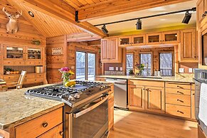 Lodge w/ Indoor Pool, Along Devil's Lake Park