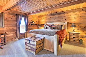 Lodge w/ Indoor Pool, Along Devil's Lake Park