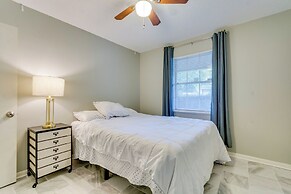 Lovely Little Rock Home w/ Fire Pit & Yard!