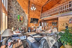 Gatlinburg Mountain-view Cabin: 5 Mi to Downtown