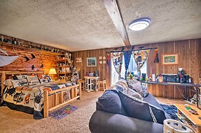 Gatlinburg Mountain-view Cabin: 5 Mi to Downtown