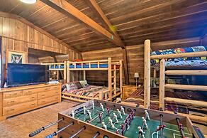 Gatlinburg Mountain-view Cabin: 5 Mi to Downtown