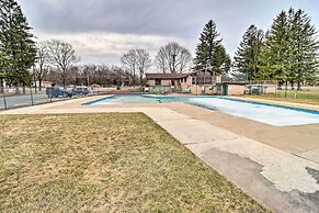 Family-friendly Poconos Home w/ Community Pool!