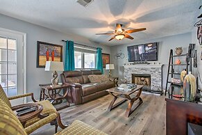 Houston Home With Private Outdoor Pool!