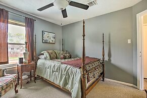 Houston Home With Private Outdoor Pool!