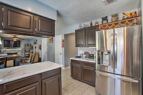 Houston Home With Private Outdoor Pool!