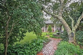 Historic Baton Rouge Vacation Rental: 6 Mi to Lsu!
