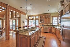 Luxury Breck Home: Book Now for Summer Vacation!
