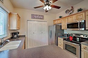 Kanab Condo w/ Pool & Patio, 30 Mi to Zion NP