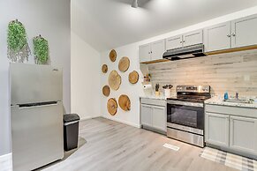 7 Mi to Whitewater Rafting: Cozy Lansford Cabin!