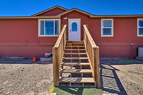 Mtn Gem w/ Breathtaking Scenery: 7 Mi to Dtwn