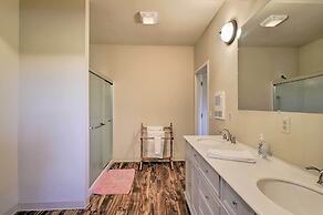 Mtn Gem w/ Breathtaking Scenery: 7 Mi to Dtwn