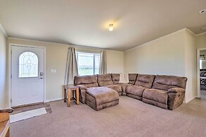 Mtn Gem w/ Breathtaking Scenery: 7 Mi to Dtwn