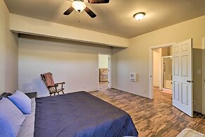 Mtn Gem w/ Breathtaking Scenery: 7 Mi to Dtwn