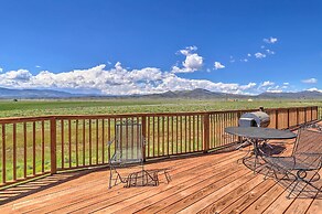 Mtn Gem w/ Breathtaking Scenery: 7 Mi to Dtwn