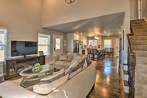 Granbury Home w/ Hot Tub & Furnished Patio!