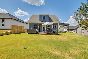 Granbury Home w/ Hot Tub & Furnished Patio!