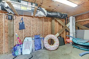 Oak Island Home w/ Pool: Walk to Long Beach!