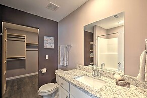 'park City on the Water' Townhome w/ Hot Tub!