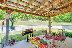Peaceful Home w/ Patio Near Greers Ferry Lake