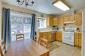 9 Mi to Heavenly Mountain: South Lake Tahoe Home