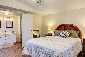 Peaceful Sandia Park Retreat w/ Deck & Views!