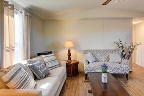 Peaceful Sandia Park Retreat w/ Deck & Views!