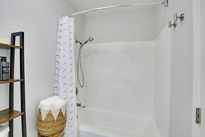 Pet-friendly La Mesa Townhome: 15 Mi to San Diego!