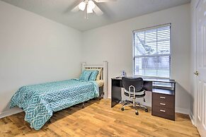 Ocean Springs Home w/ Sunroom ~ 5 Mi to Beach