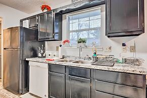 Ocean Springs Home w/ Sunroom ~ 5 Mi to Beach