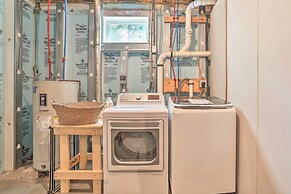 Palmerton Cabin w/ Game Room ~ 5 Mi to Blue Mtn