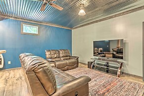 Palmerton Cabin w/ Game Room ~ 5 Mi to Blue Mtn