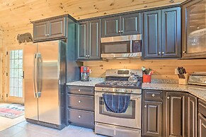 Palmerton Cabin w/ Game Room ~ 5 Mi to Blue Mtn