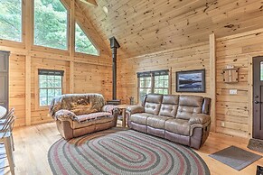 Palmerton Cabin w/ Game Room ~ 5 Mi to Blue Mtn