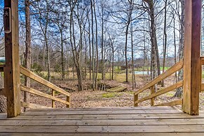 Quaint 'lakeside' Cabin w/ Pond & Fire Pit!