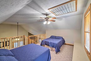 Quaint 'lakeside' Cabin w/ Pond & Fire Pit!