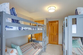 Oak Harbor Lake Home w/ 4 Decks + Seating!