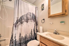 Walk to Beach: Lakefront Pocono Escape w/ Fire Pit