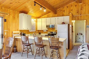 Serene Groveland Cabin Rental Near Yosemite!