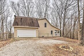 Serene Bloomington Home: Deck & Forest Views
