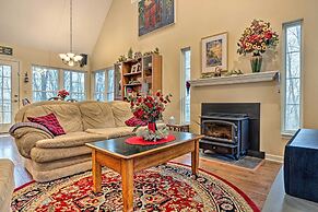 Serene Bloomington Home: Deck & Forest Views